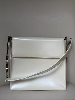 Vintage Salvatore Ferragamo Pearl White Patent Leather Shoulder Bag Authentic